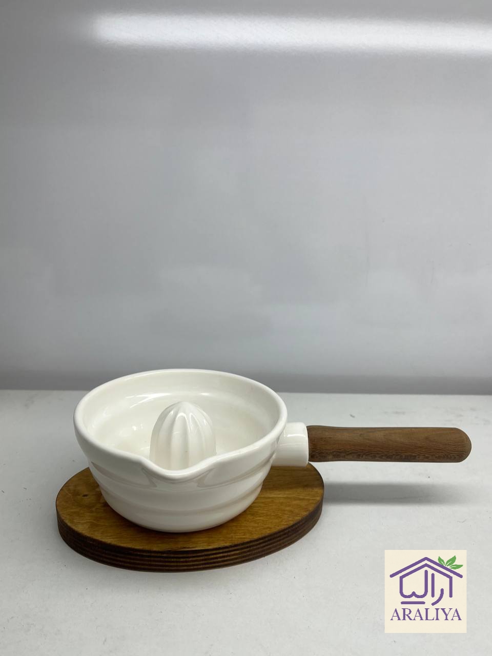 آبلیموخوری دسته چوبی